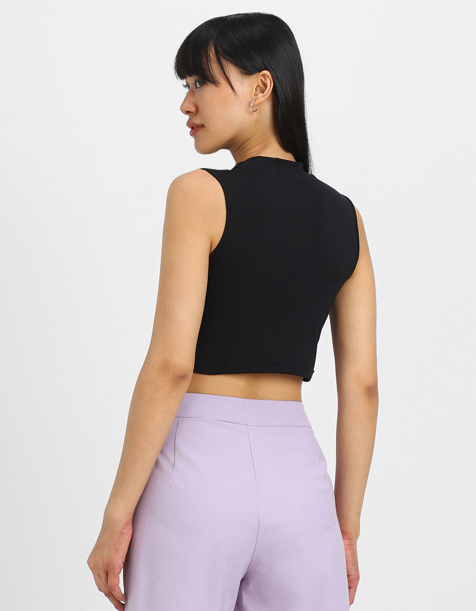 Bubbli Clous Black Graphic Printed High Neck Cropped Tank Top