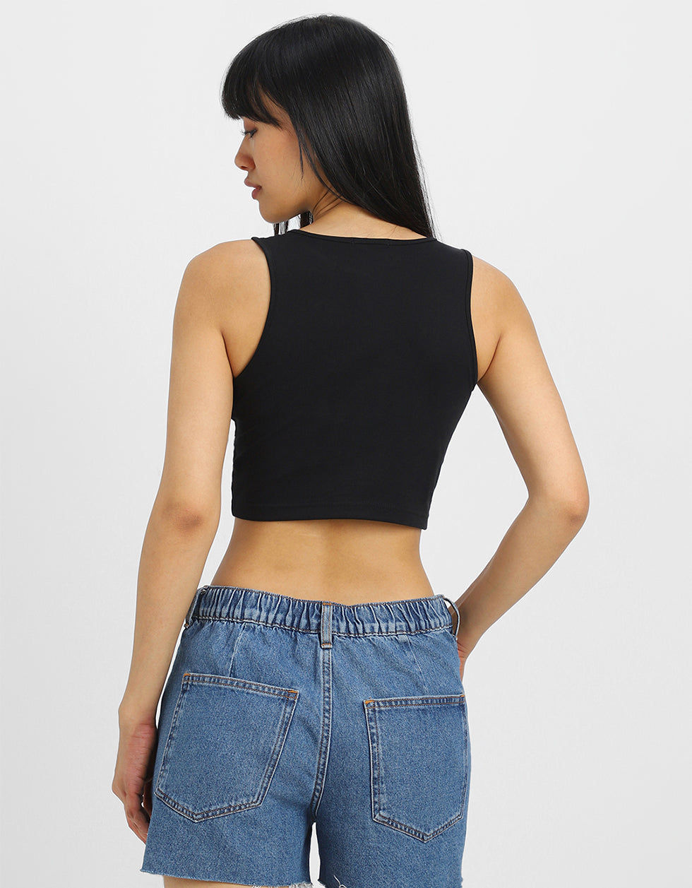 Black Graphic Printed Round Neck Cropped Tank Top