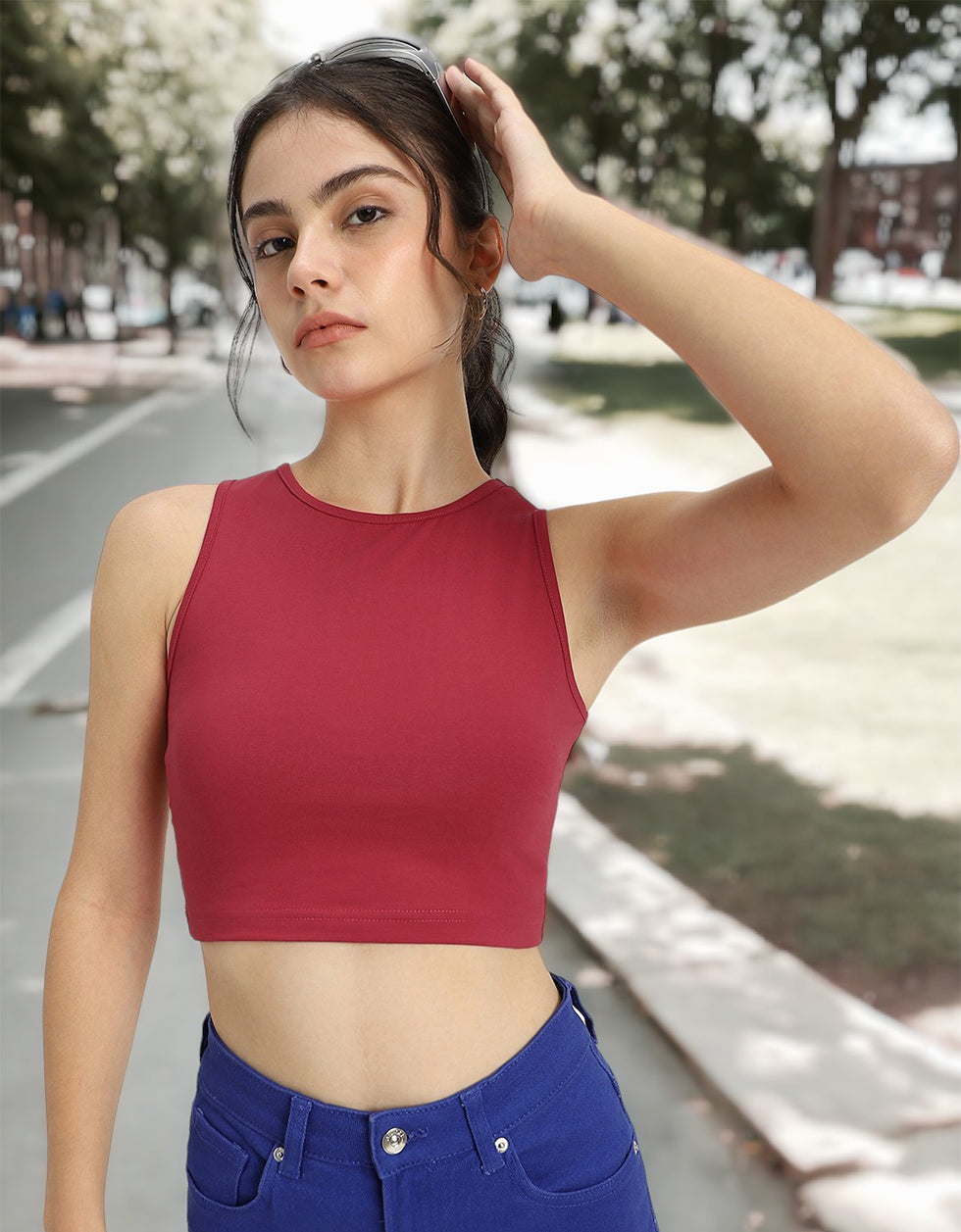 Viva Magenta Plain Round Neck Cropped Tank Top