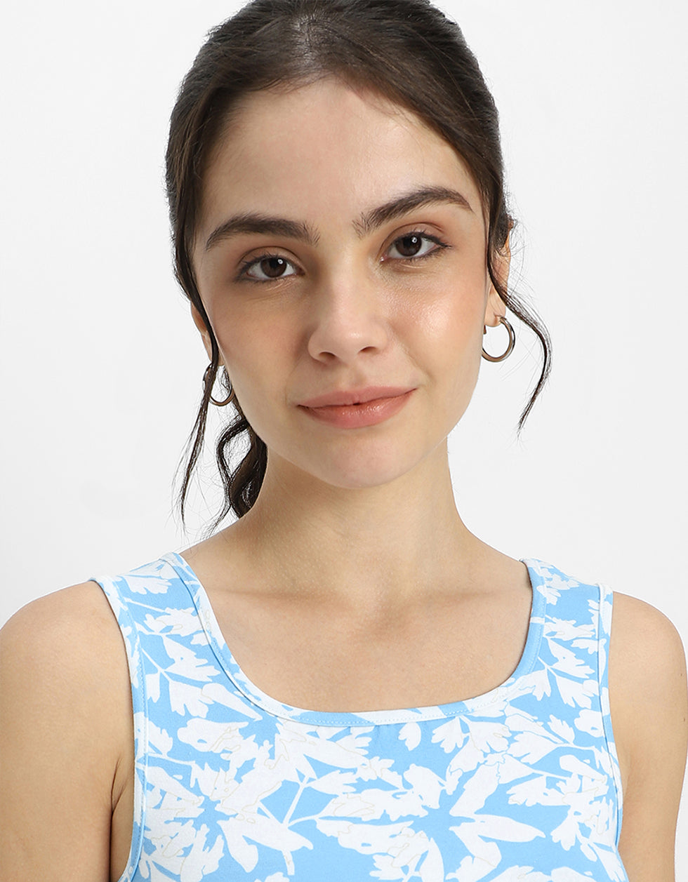 Blue Floral Printed Square Neck Cropped Tank Top