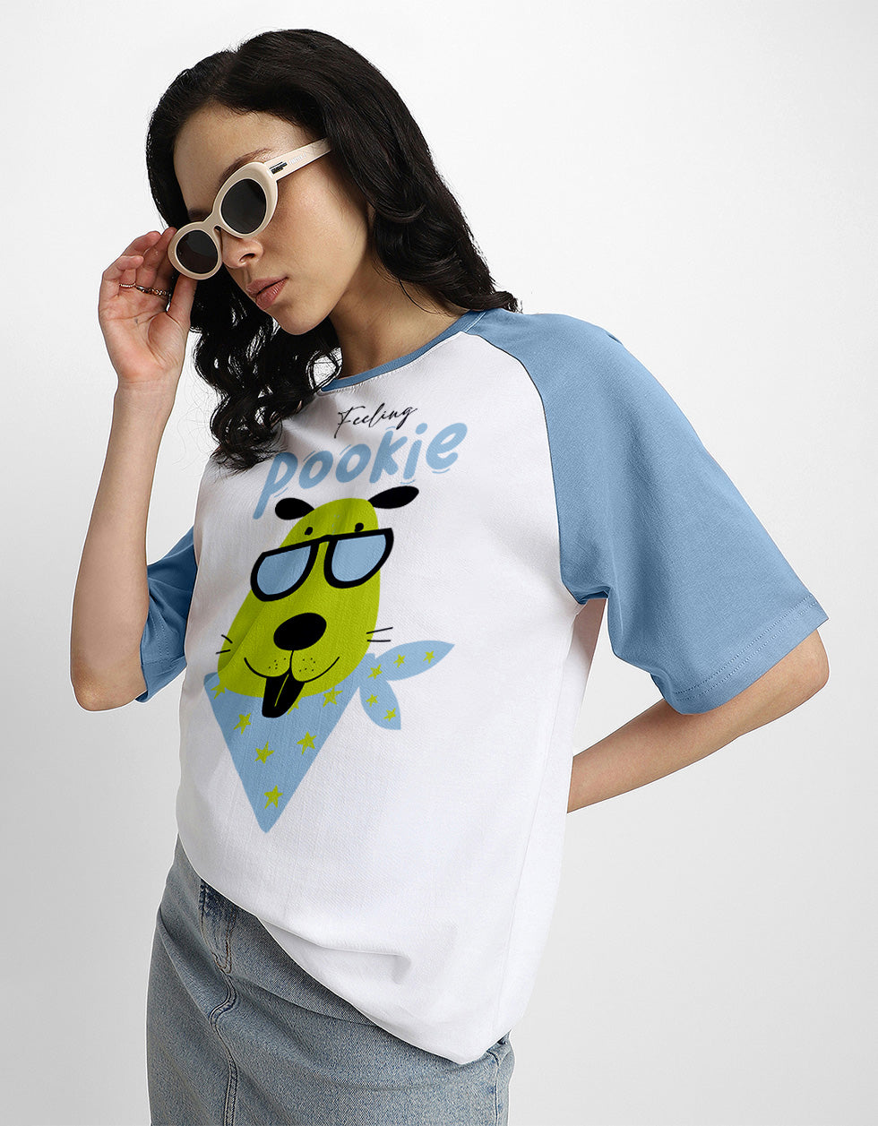 Feeling Pookie White Oversized Graphic T-Shirt