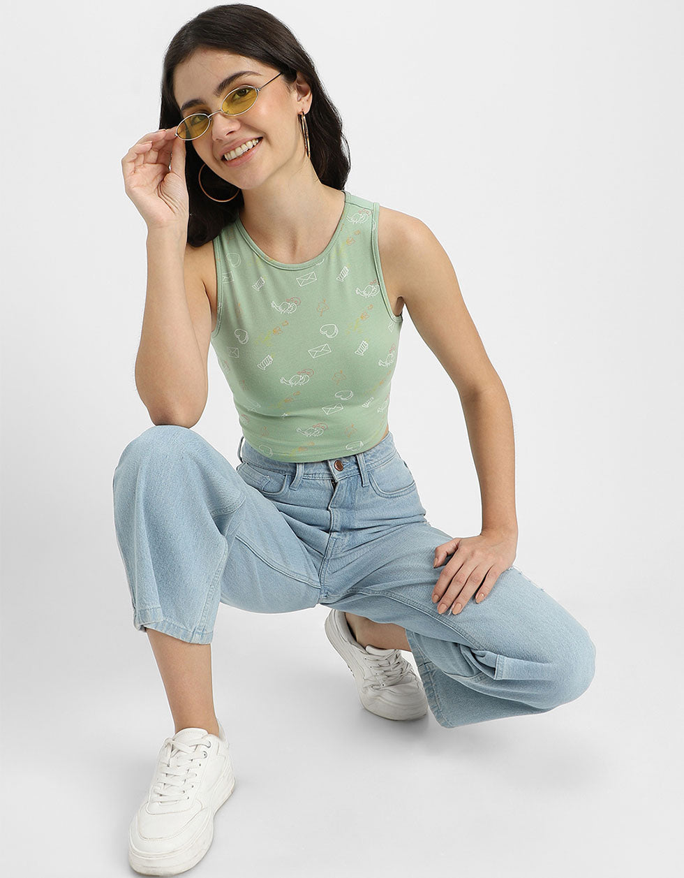 Green Floral Printed Round Neck Cropped Tank Top