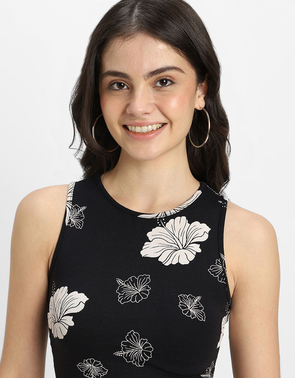 Black Floral Printed Round Neck Cropped Tank Top