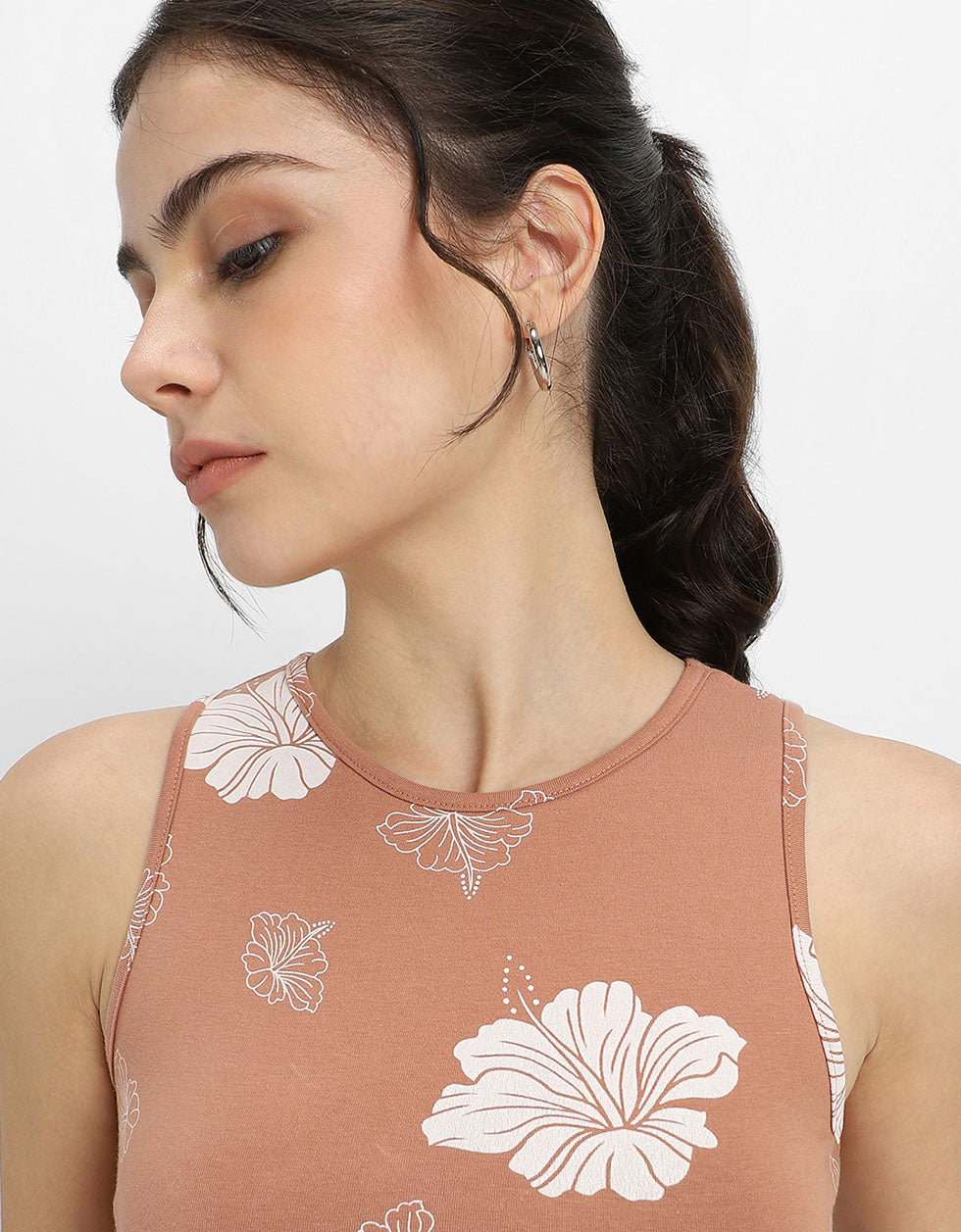 Brown Floral Printed Round Neck Cropped Tank Top