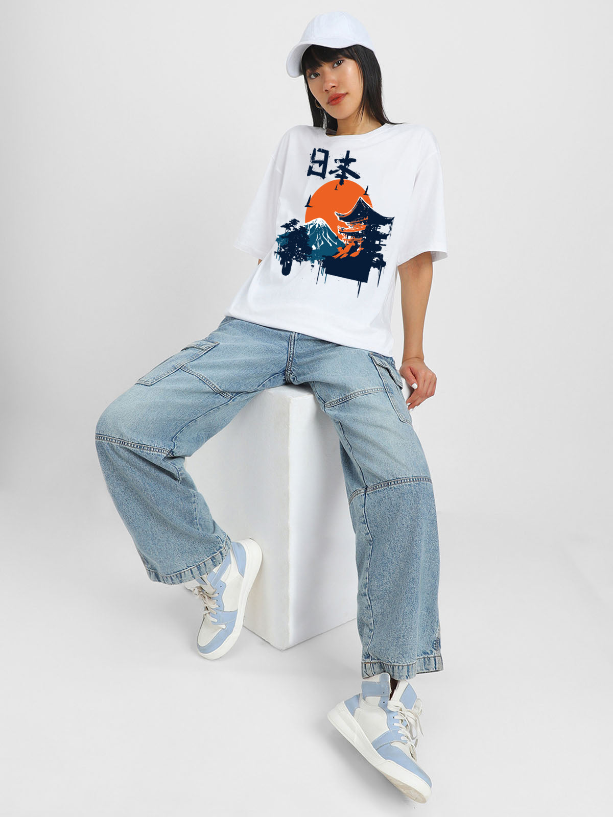 Nature White Oversized Graphic T-Shirt