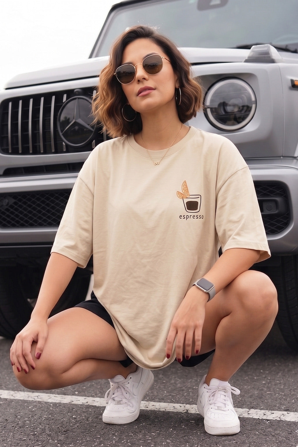 Espresso Swanwhite Oversized Graphic T-Shirt