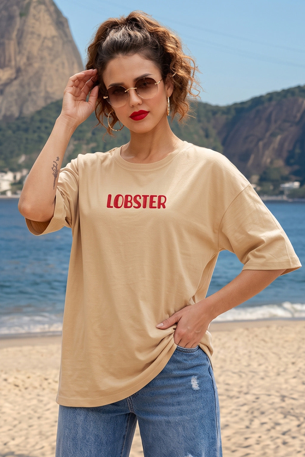 Lobster Swanwhite Oversized Printed T-Shirt