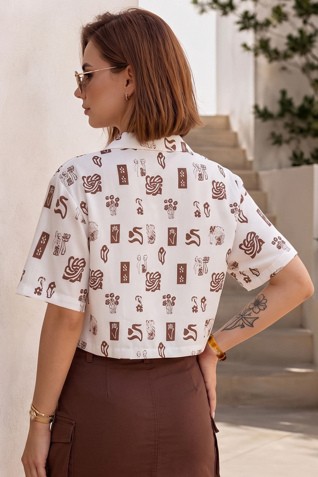 AOP Swanwhite Brown Oversized Crop Shirt