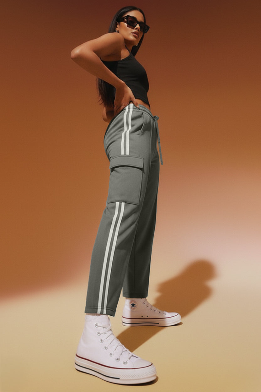 Grey Street line Oversized 4 Pocket Knitted Cargo Jogger
