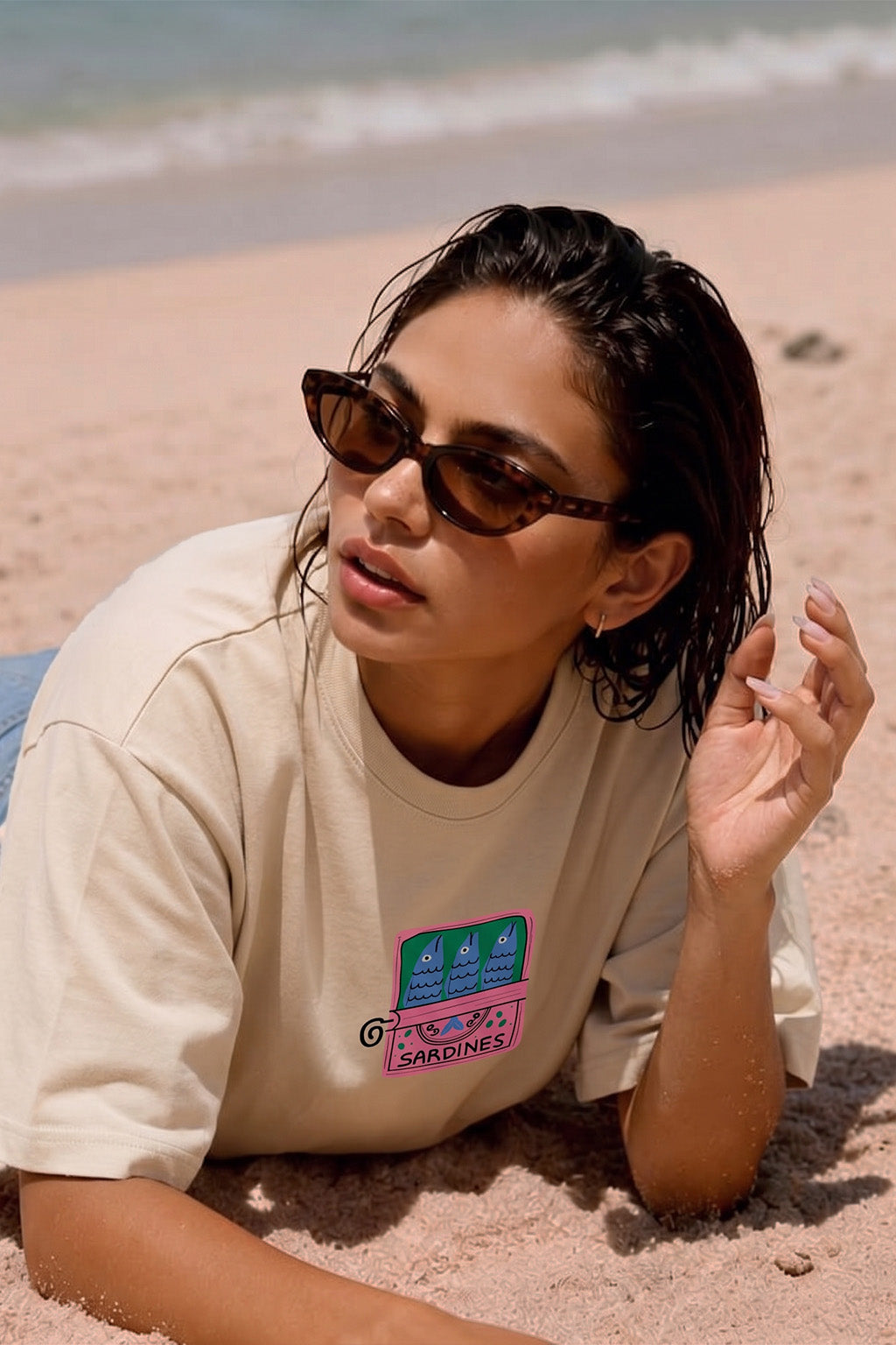 Sardines Swanwhite Oversized Graphic T-Shirt