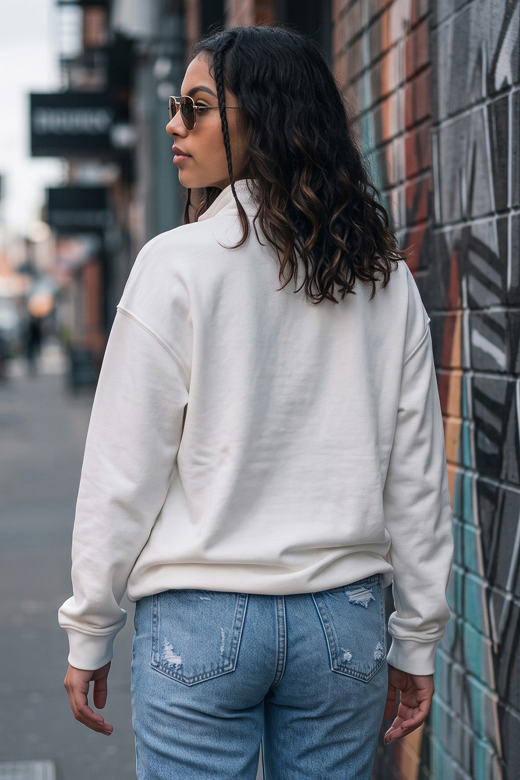 Juneberry White Oversized Printed Sweatshirt