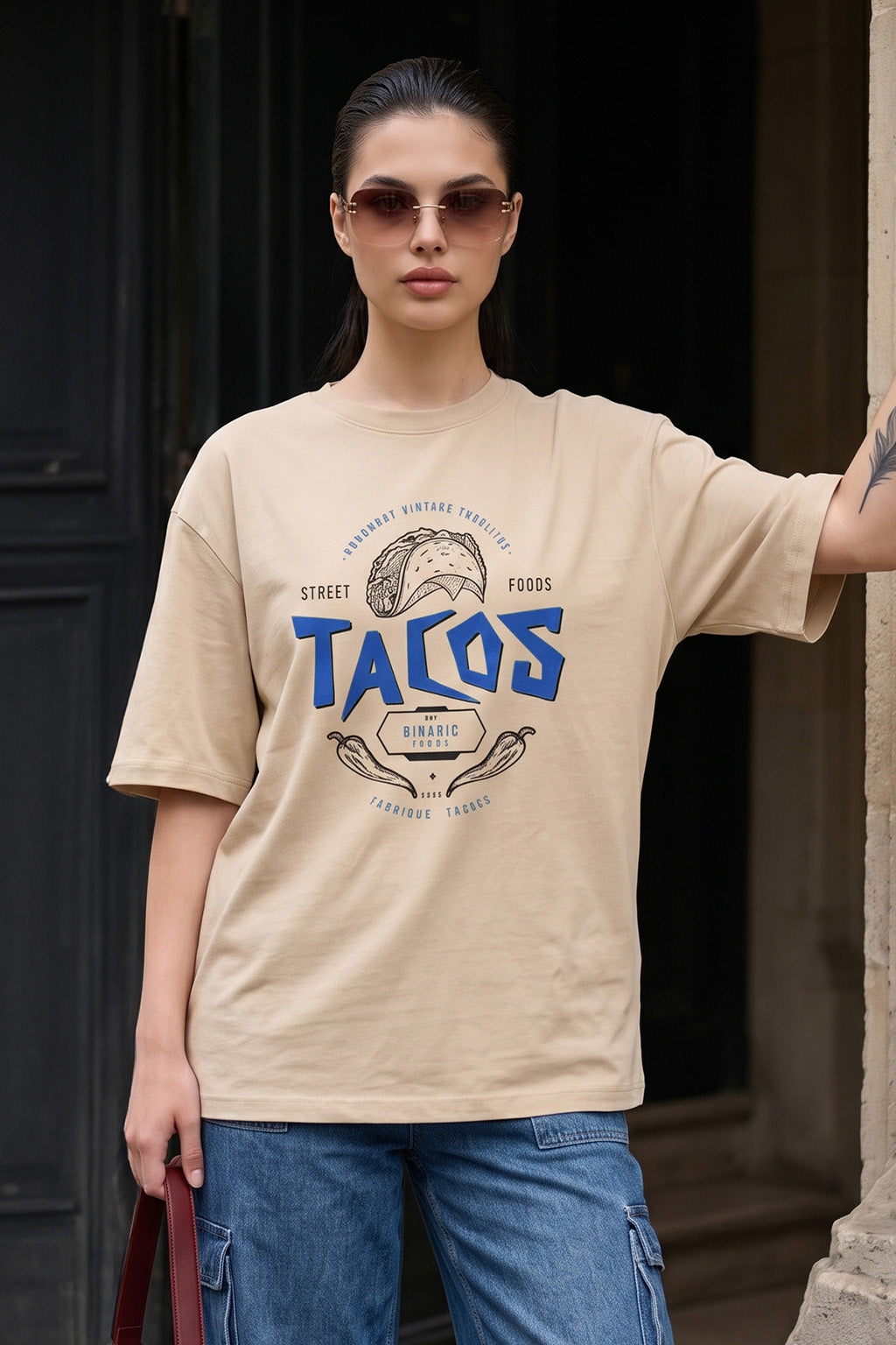 Tacos Swanwhite Oversized Graphic T-Shirt