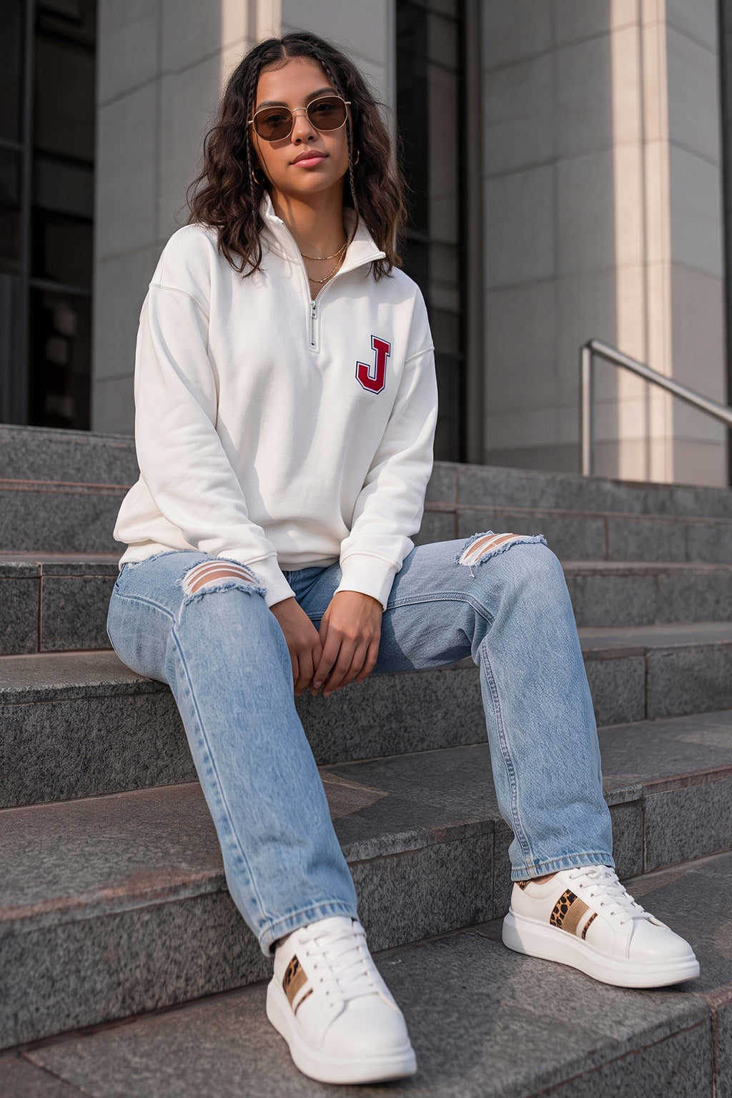 Juneberry White Oversized Printed Sweatshirt