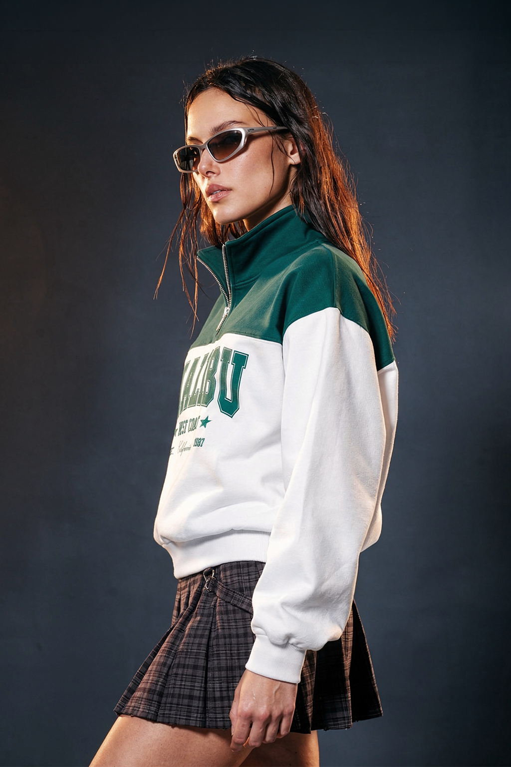 Premium Malibu Zipper Sweatshirt