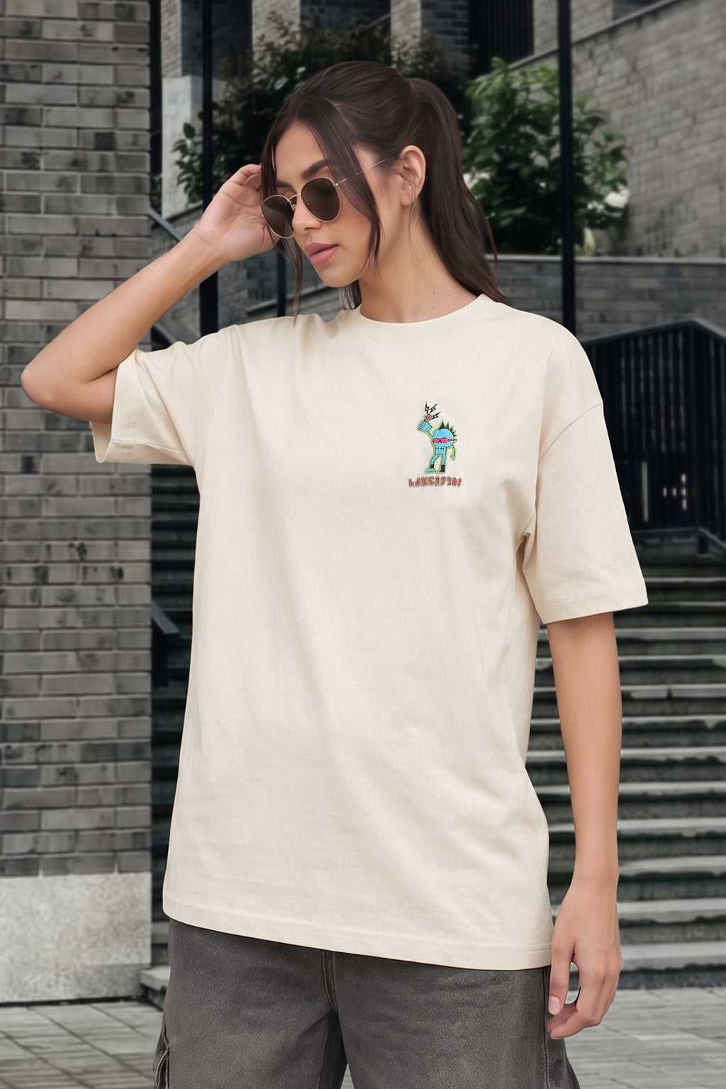 Late 1970s Swanwhite Oversized Fit Graphic T-Shirt