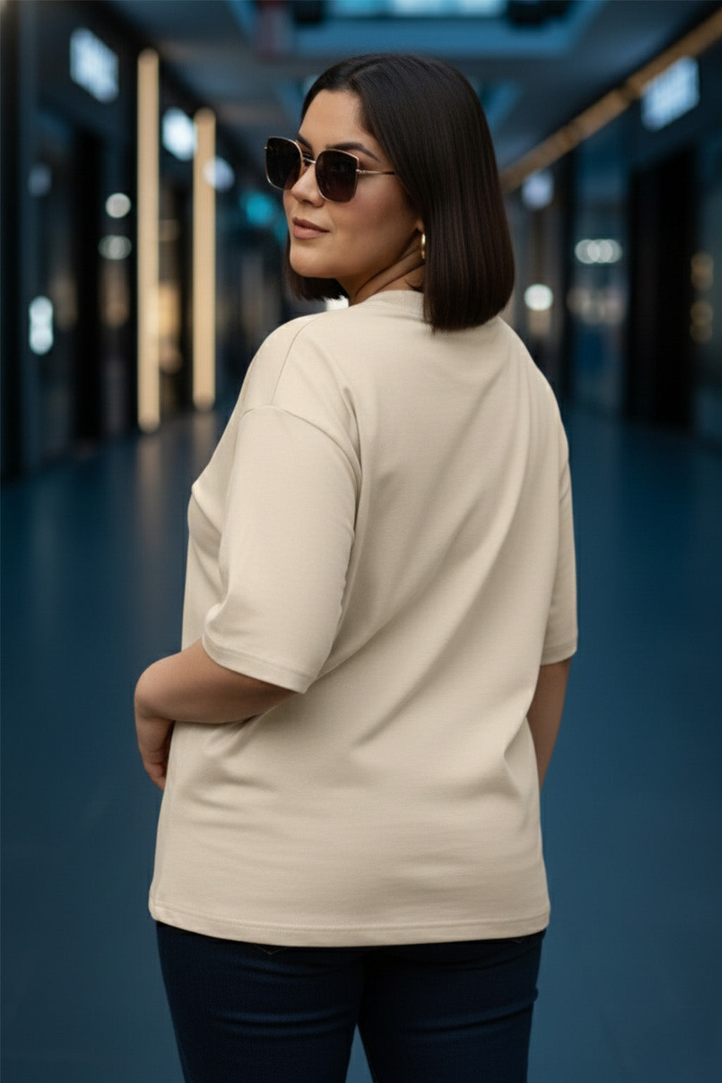 LT1970 Swanwhite Plus Size T-shirt