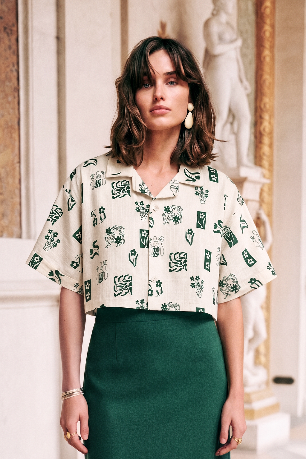 AOP Swanwhite Turquoise  Oversized Crop Shirt