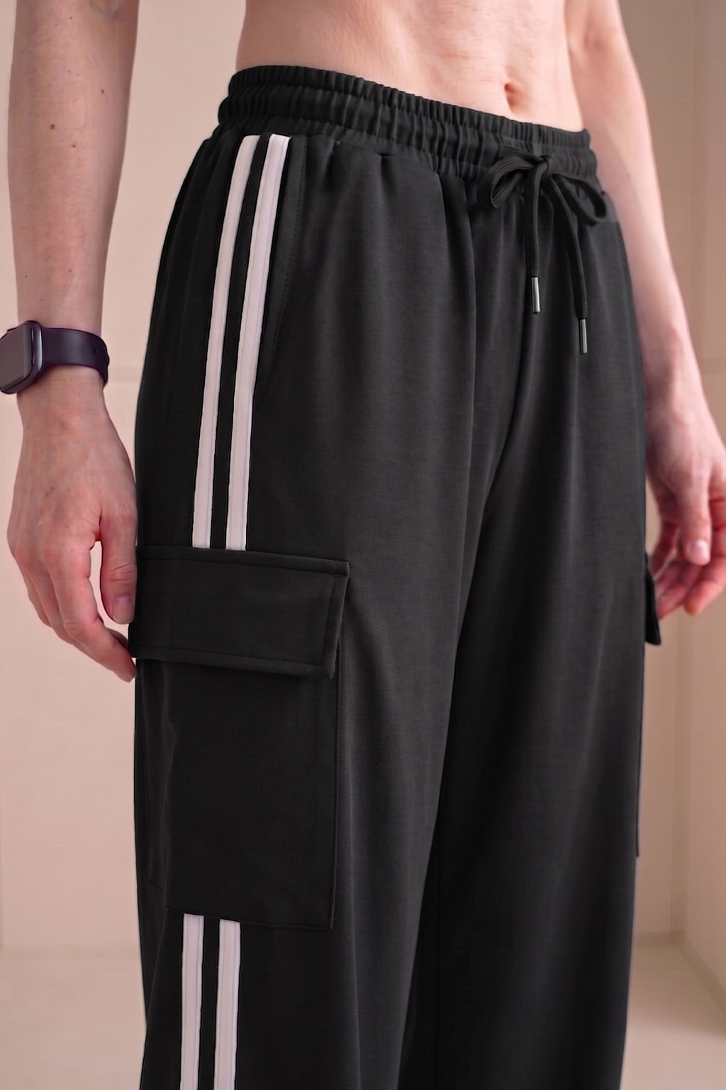 Black Everyday Street line 4 Pocket Knitted Cargo Track Pant