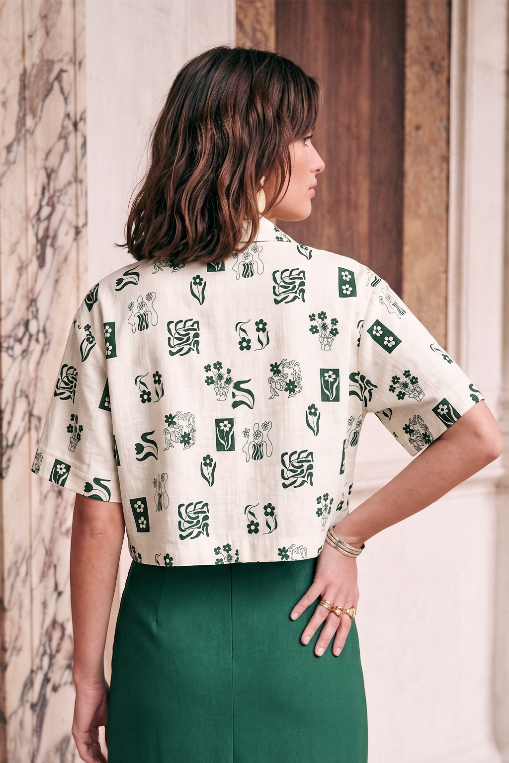 AOP Swanwhite Turquoise  Oversized Crop Shirt
