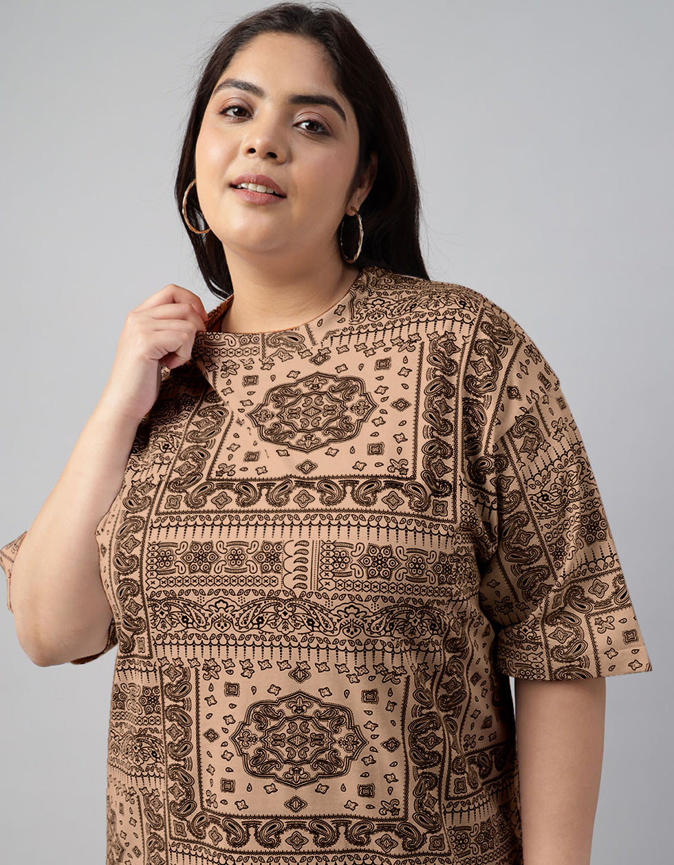 Paisley Beige Plus Size Oversized T-shirt
